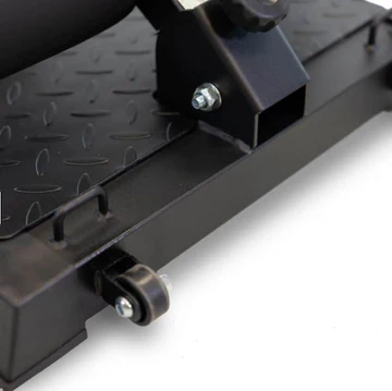 BH Light Commercial Squat Mach...